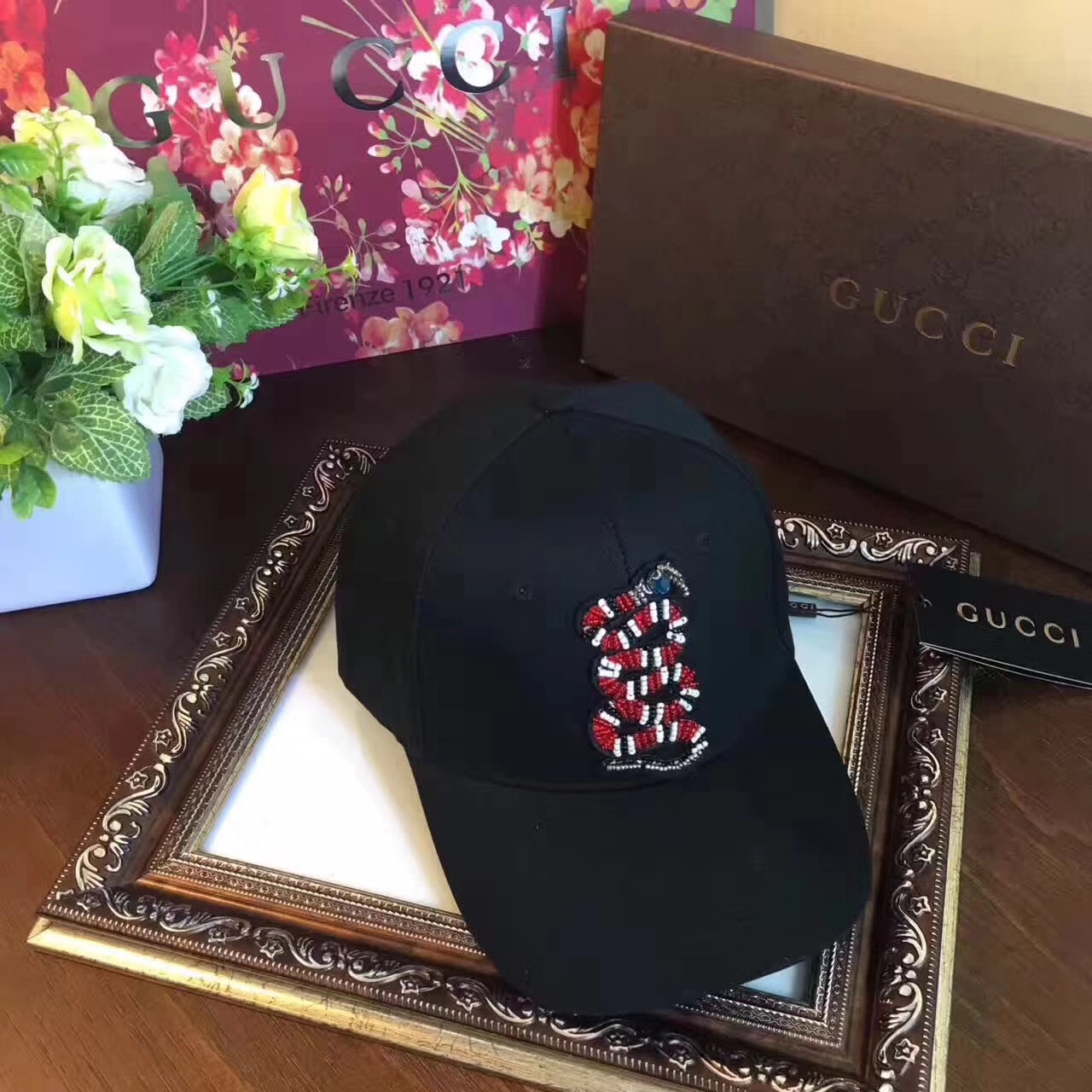2017棨Gucci ߵڶϰñ ۹