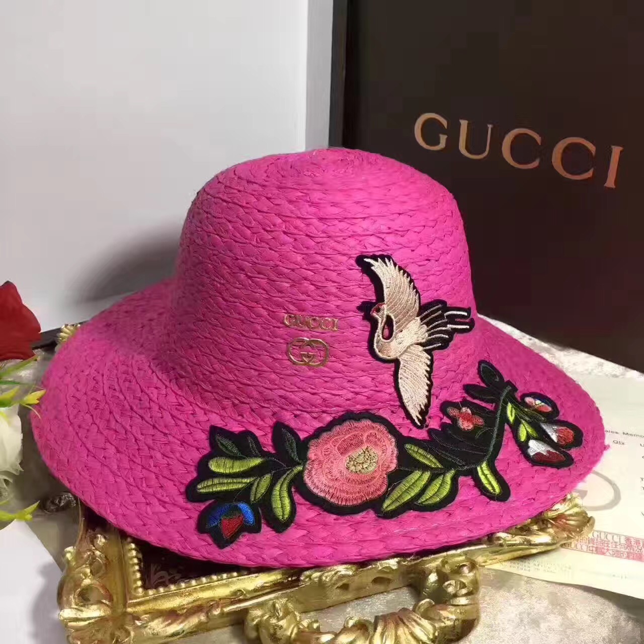 2017¿棨Gucci öɫزñ
